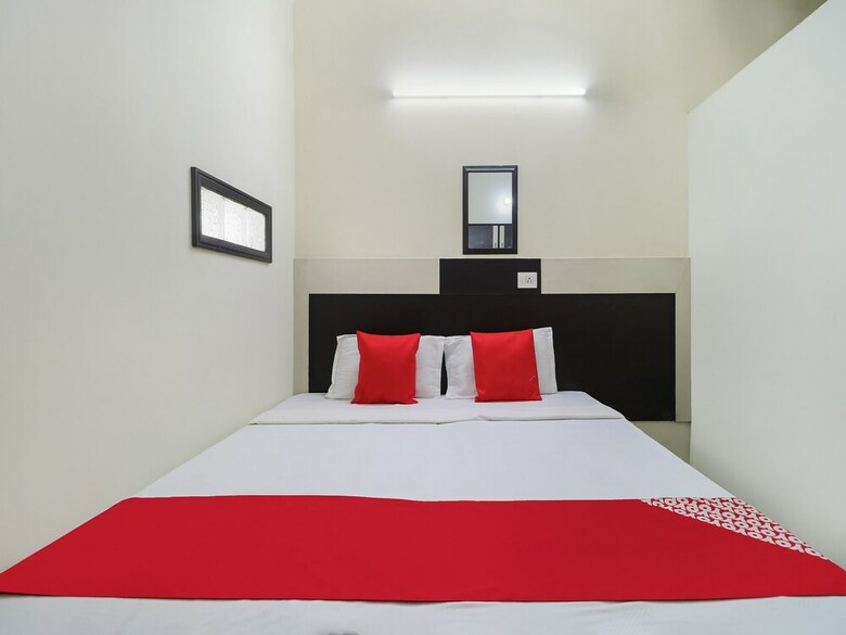 Hotel Oyo 45903 Royal Guest House