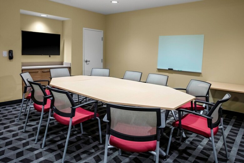 Hotel Towneplace Suites By Marriott Gainesville