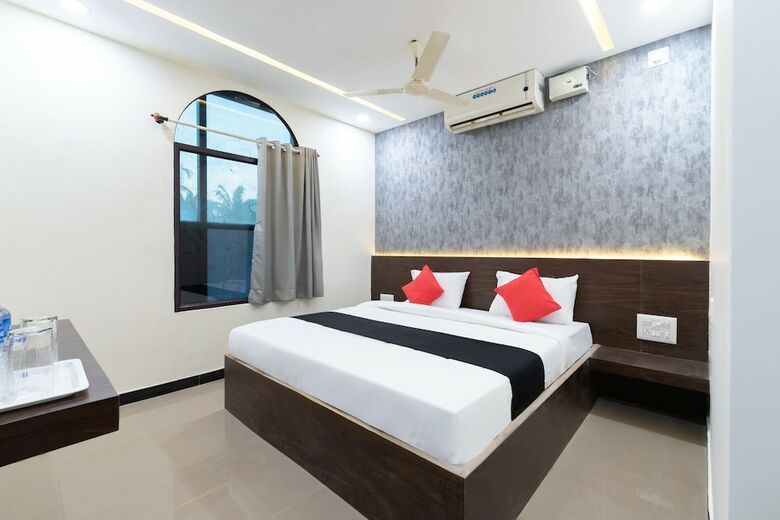 Capital O 41866 Hotel Metro Palace