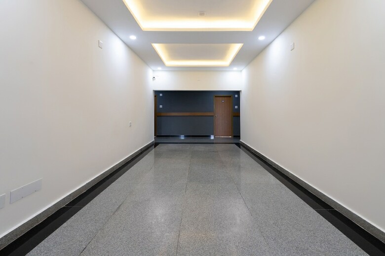 Capital O 41866 Hotel Metro Palace
