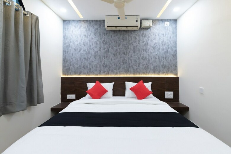 Capital O 41866 Hotel Metro Palace