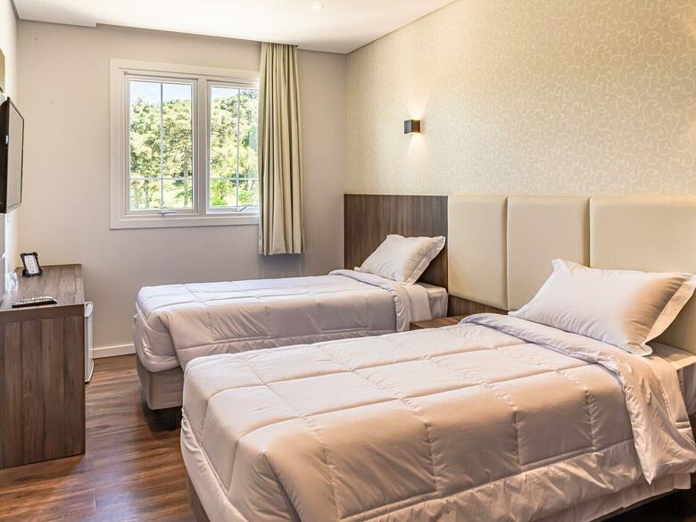 Colina Lagos Hotel