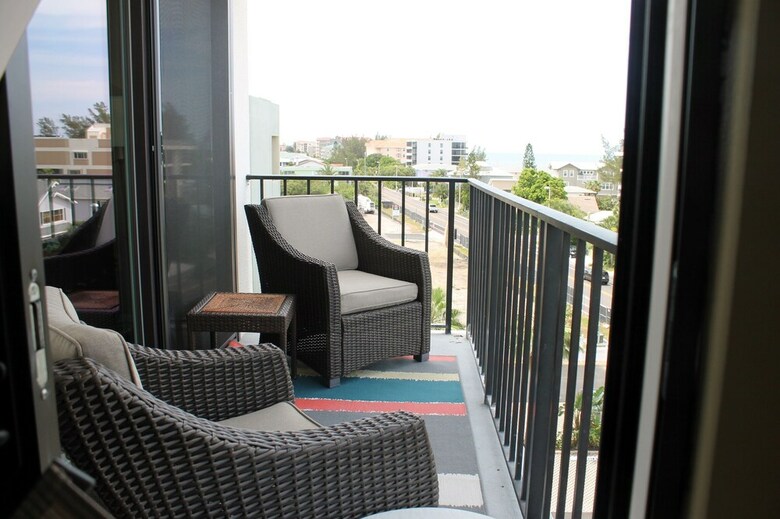 Apartamentos Quiet Waters 5f