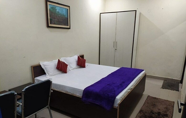 Hotel Rcs Residency And Guest House