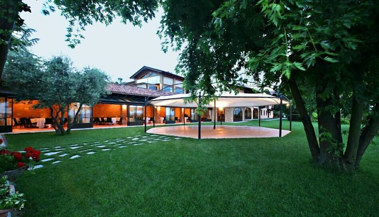Hotel Tenuta Vecchio Castagno