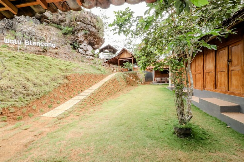 Hotel Omah Watu Blencong
