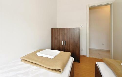 Two-bedroom Apartment In Pirovac