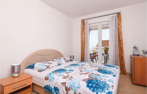 Two-bedroom Apartment In Orebic