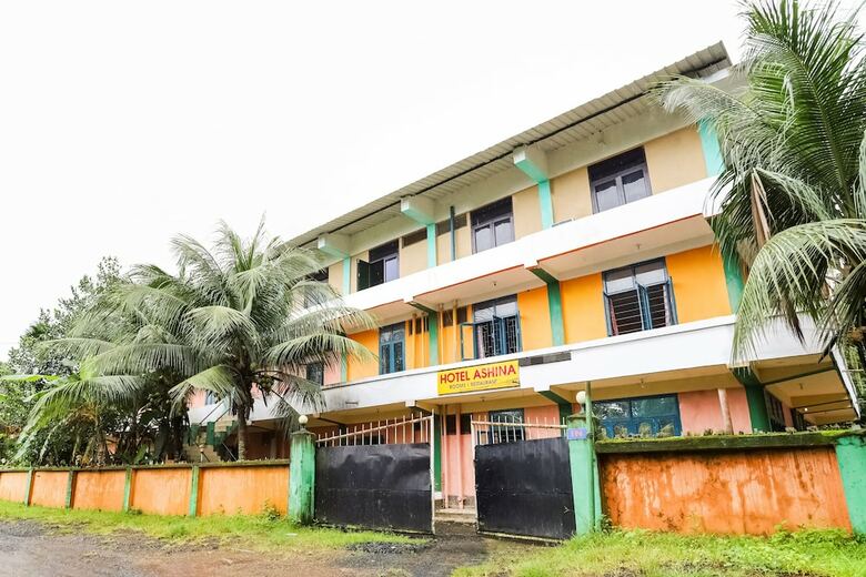 Oyo 61628 Hotel Aashna