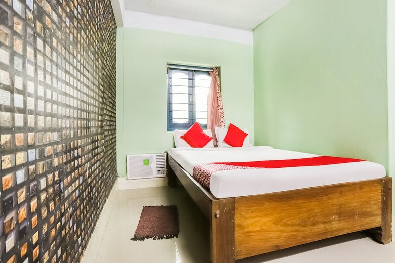 Oyo 61628 Hotel Aashna
