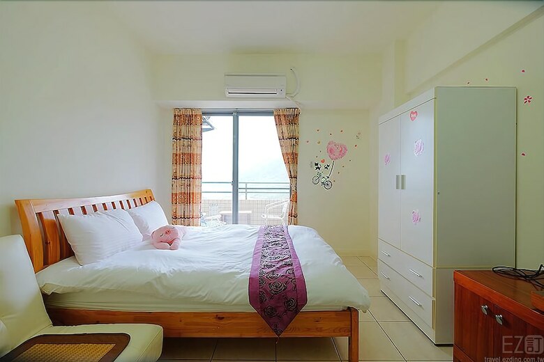 Bed & Breakfast Shi Men Dense Lake