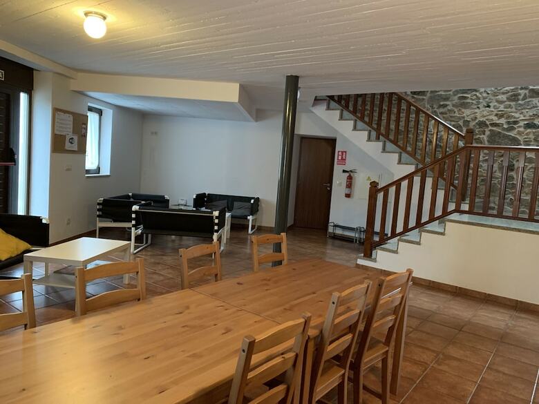 Hostal Albergue Ponte Olveira