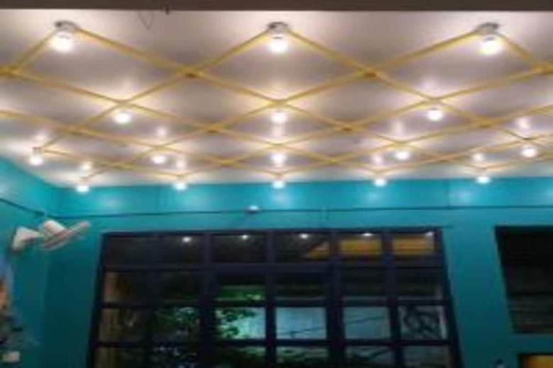 Hostal On The Ghat By Howdy Hostels