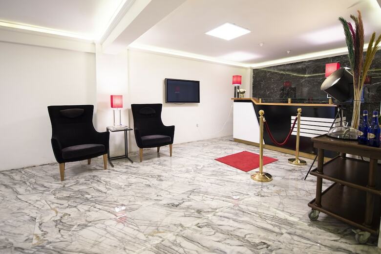 Hotel We Residence