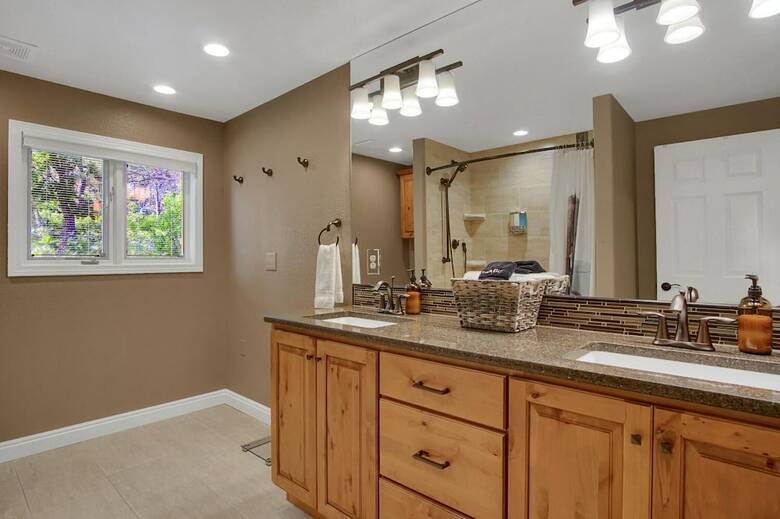 Villa 5br Poe Manor Entertain,hot Tub+has Everything!