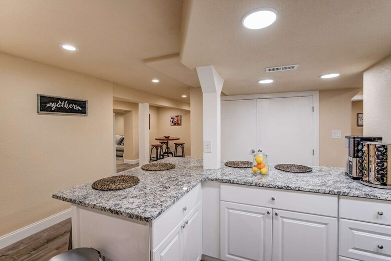 Villa 5br Poe Manor Entertain,hot Tub+has Everything!
