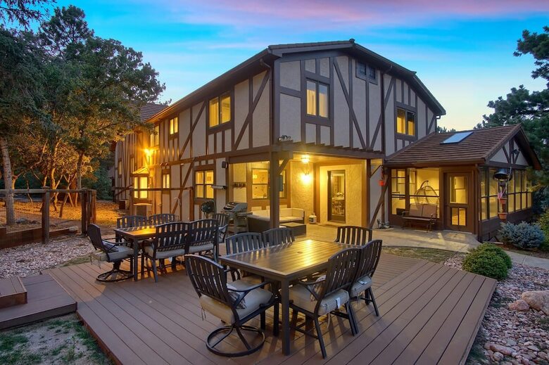 Villa 5br Poe Manor Entertain,hot Tub+has Everything!