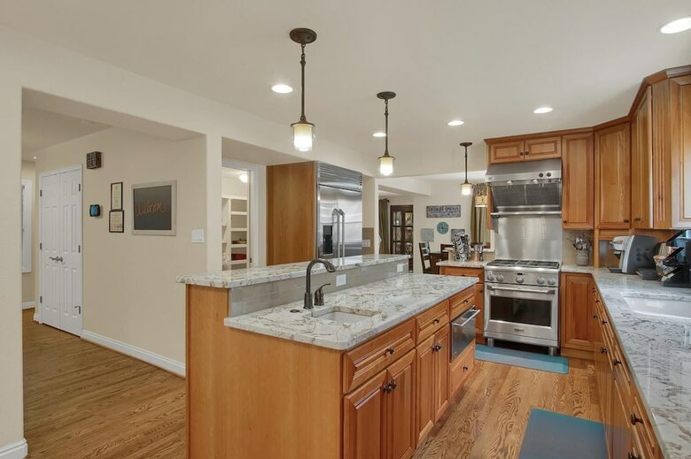 Villa 5br Poe Manor Entertain,hot Tub+has Everything!