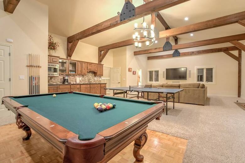 Villa 5br Poe Manor Entertain,hot Tub+has Everything!