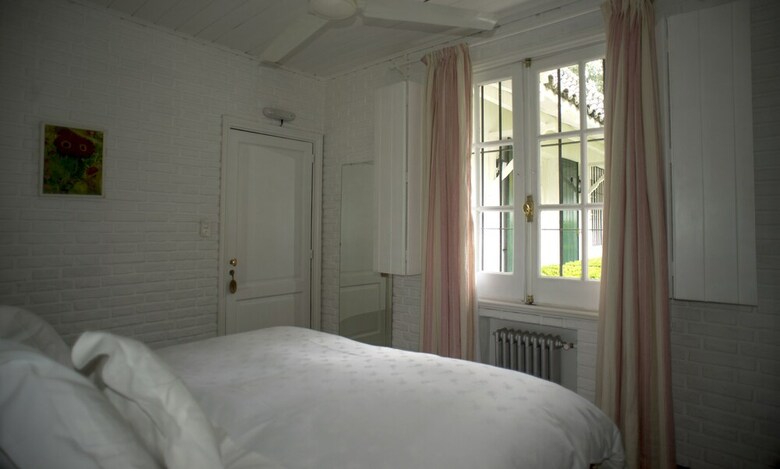 Hotel Estancia Ave Maria