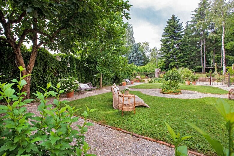 Villa Albengo B&B Di Charme Alta Langa