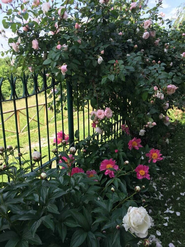 Villa Albengo B&B Di Charme Alta Langa