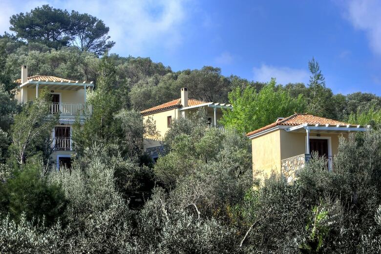 Hotel Gera's Olive Grove