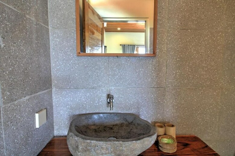 Bed & Breakfast Mesari Cottage