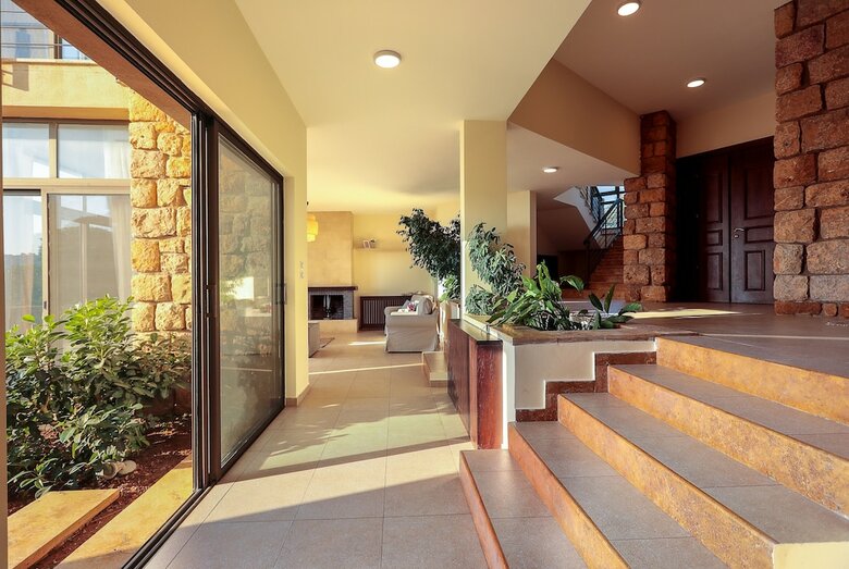 Residencia Villa Naya Branch 6  Saltus