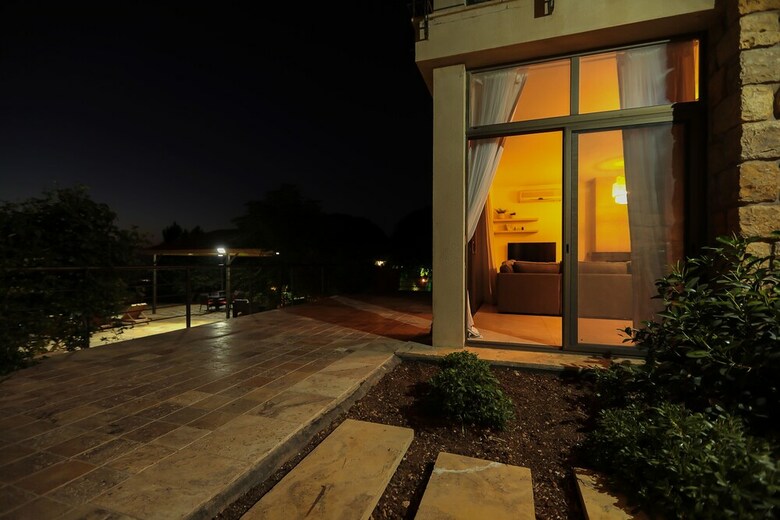 Residencia Villa Naya Branch 6  Saltus