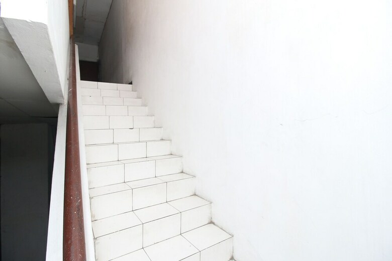 Hotel Airy Wiyung Jajar Tunggal Selatan B4e Surabaya