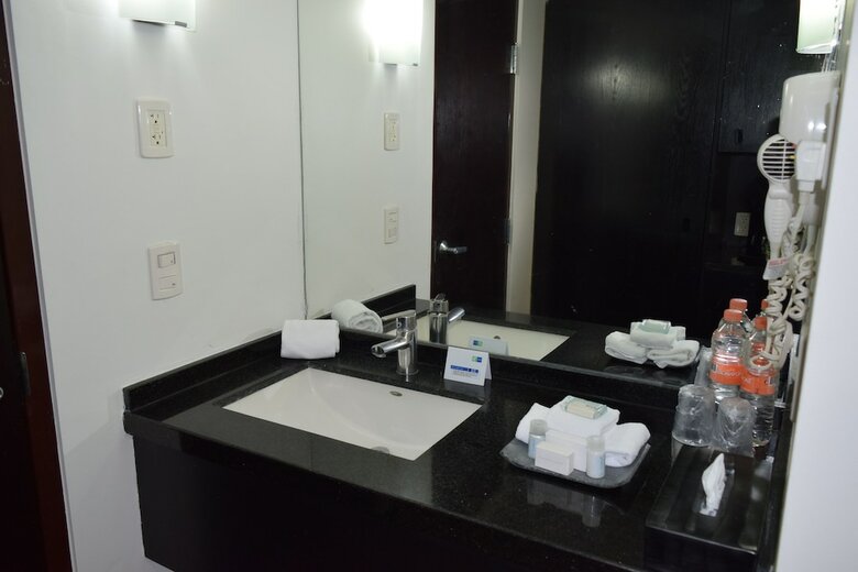 Hotel Holiday Inn Express Toluca Galerias Metepec