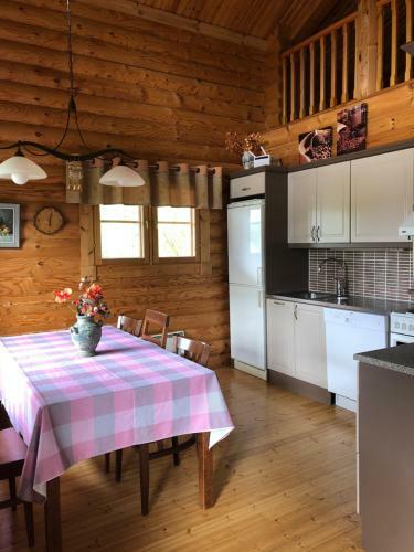 Hostal Ollinm�ki Vineyard