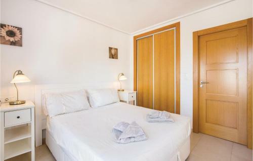 Two-bedroom Holiday Home In Roldan