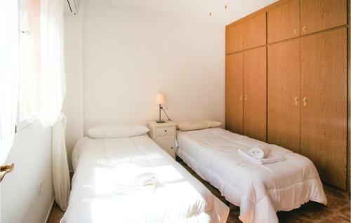 Three-bedroom Holiday Home In Santa Pola