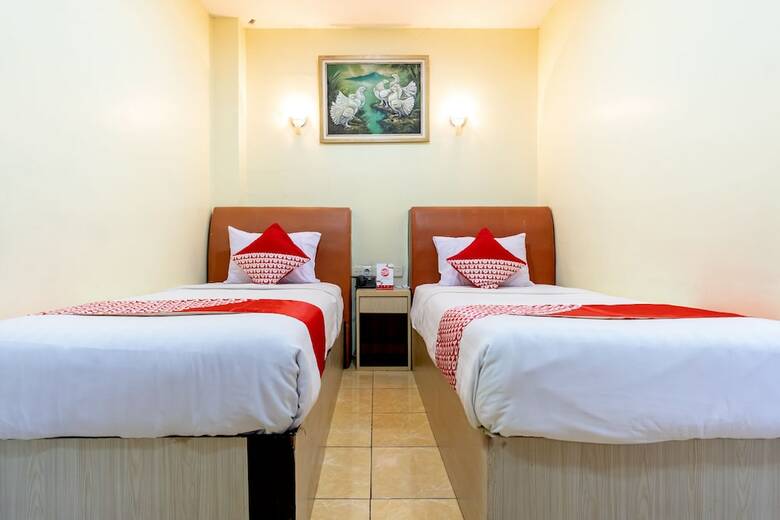 Hostal Capital O 2023 Medan Ville Hotel