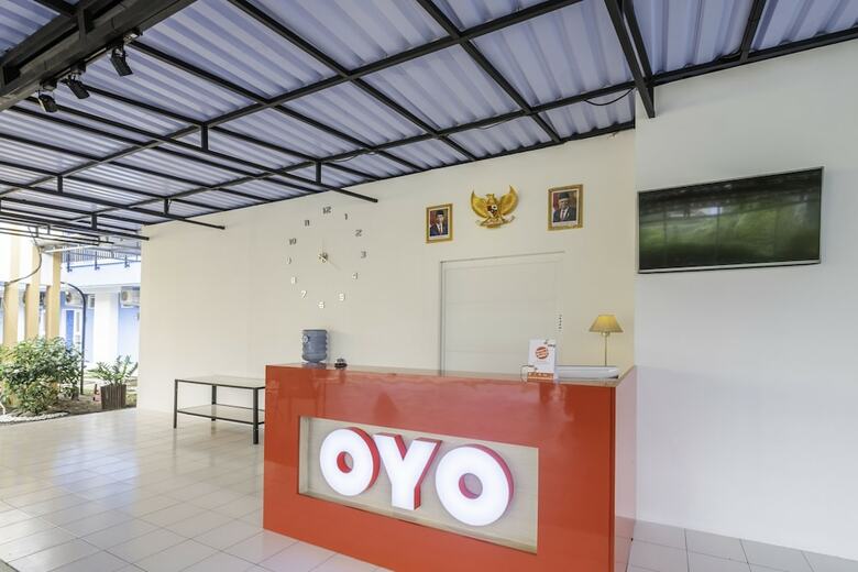 Hotel Oyo 2099 Hz Residence