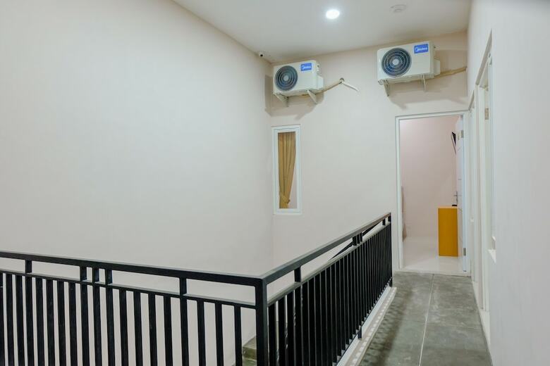 Hostal Oyo 1595 Javas Guest House