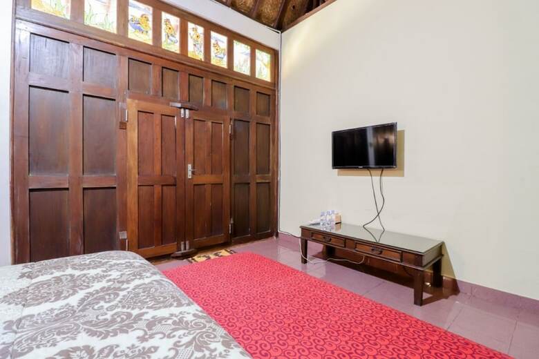 Hotel Pak Dhe Homestay