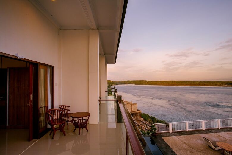 Samuh Ocean Sunset Hotel