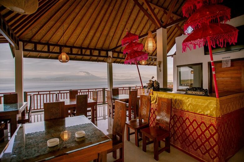 Samuh Ocean Sunset Hotel