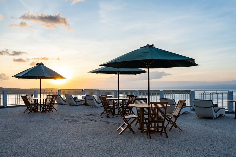 Samuh Ocean Sunset Hotel