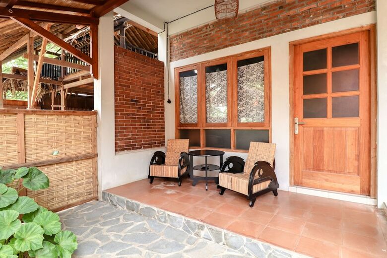 Hotel Saka Homestay