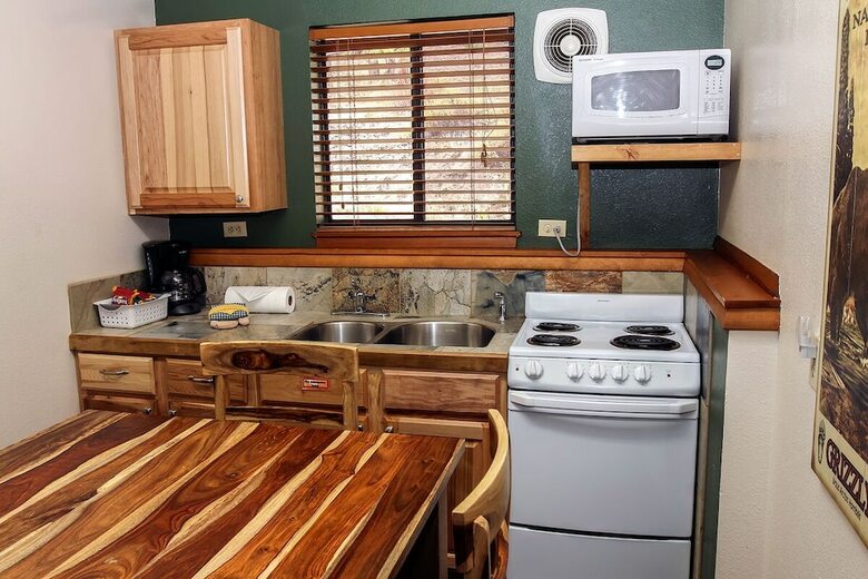 Timber Creek Chalets: 6