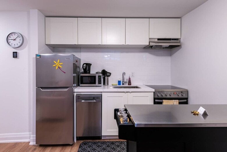Apartamento Cozy 2 Bedroom Suite Near High Park