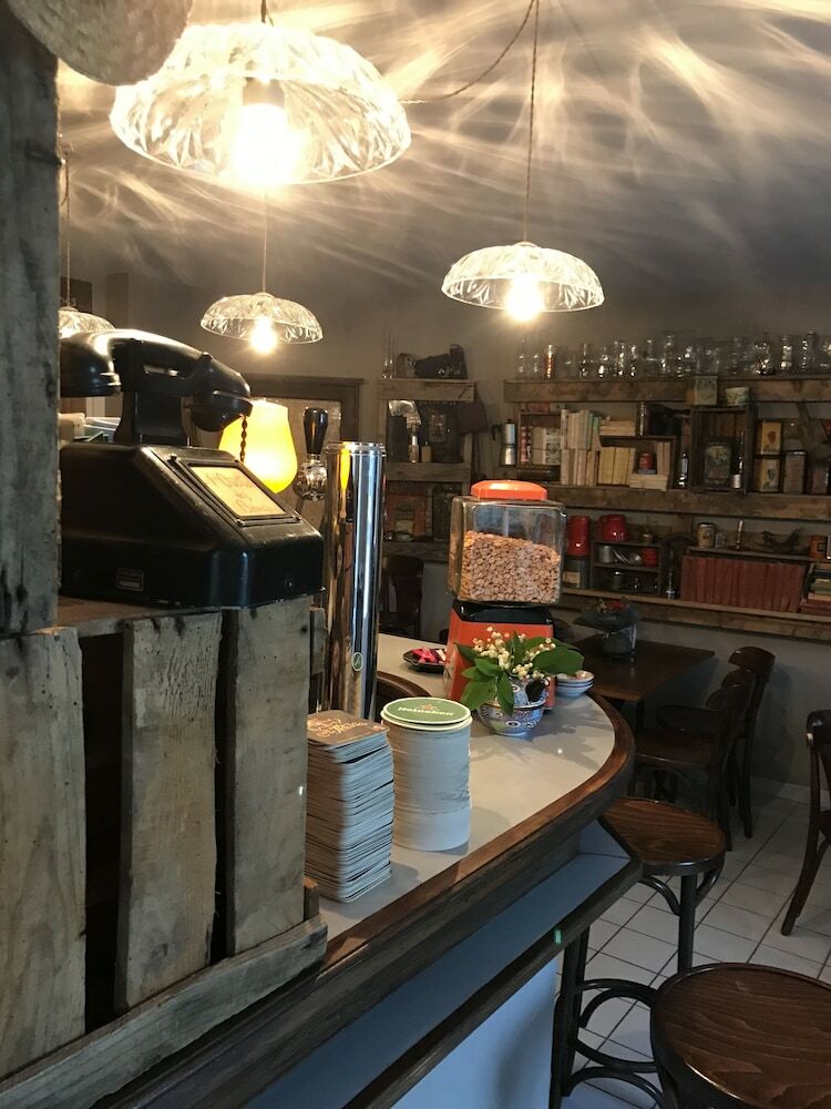 L'oustal Des Bancs