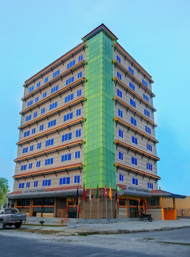 Hotel Yellow Pagoda