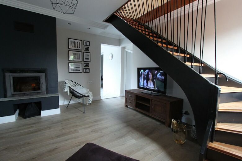 Apartement 120m With Garden In A Villa