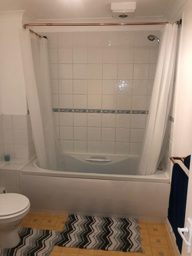 Oaklawn Service Apartments