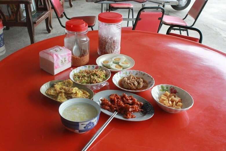 Bed & Breakfast Hua Yi Homestay